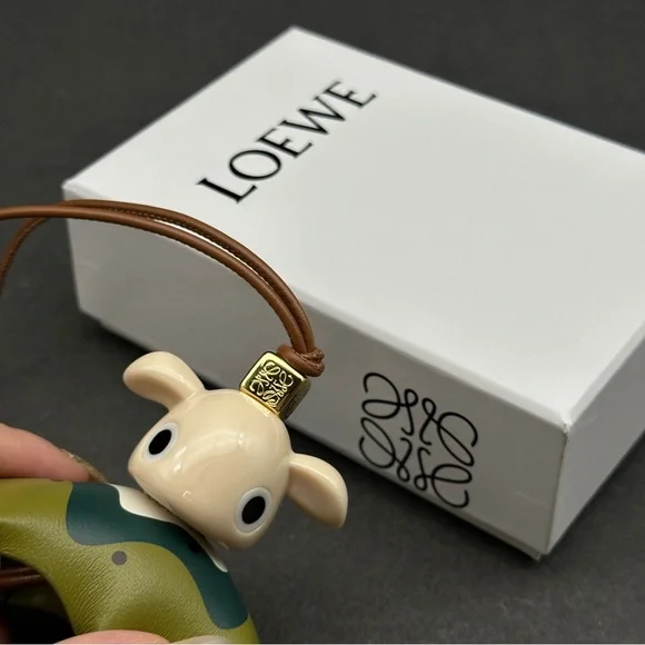 Loewe Green and Cream Bat Key Holder - Picture 3 of 7